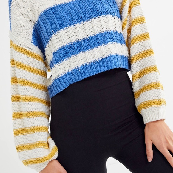 Urban Outfitters Sweaters - URBAN OUTFITTERS SWEATER